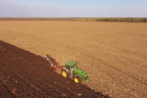 Світовий банк підтримав відкриття ринку землі в Україні