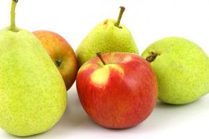 Названо ТОП-5 країн-імпортерів українських яблук та груш