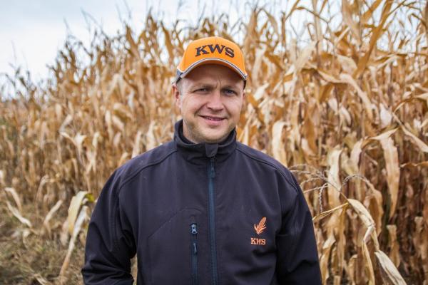 Каламбет Віталій, фахівець з агросервісу відділу кукурудзи та олійних культур ТОВ «КВС-УКРАЇНА»