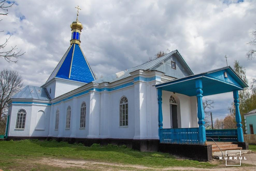 Першою під пильний погляд журналістів потрапила Свято-Казанська церква