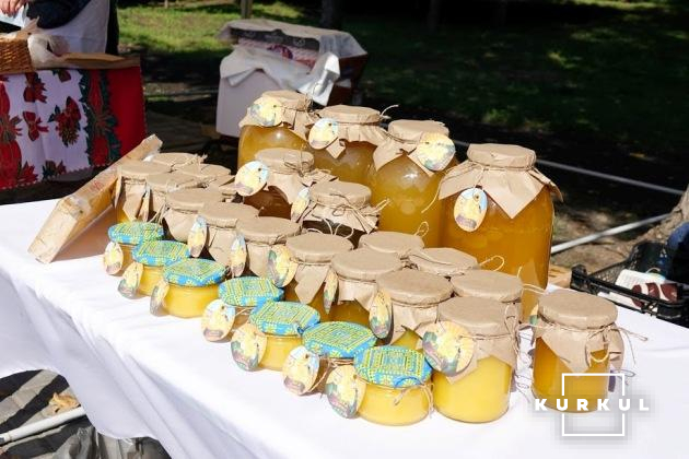 Різноманіття меду на фестивалі