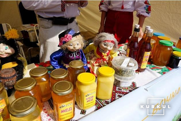 Різноманіття меду на фестивалі