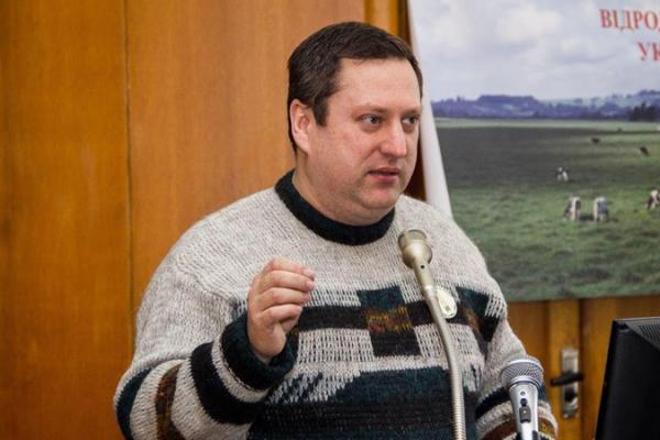 Валерій Перепелиця, засновник фермерського господарства «Драбівсад»