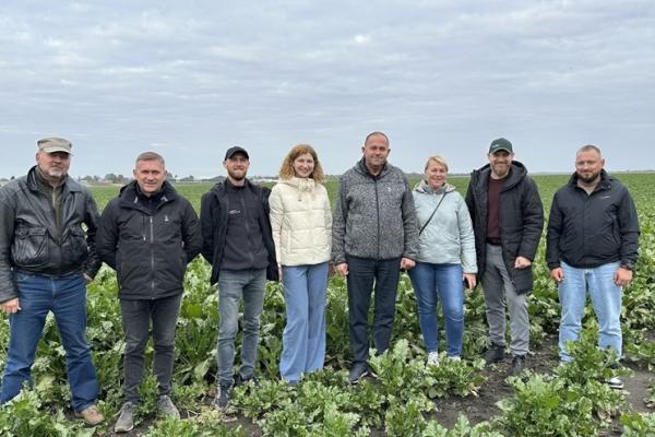 АгроЕкспедиція на Хмельниччині: буряк дає енергію, а кукурудза — стабільність