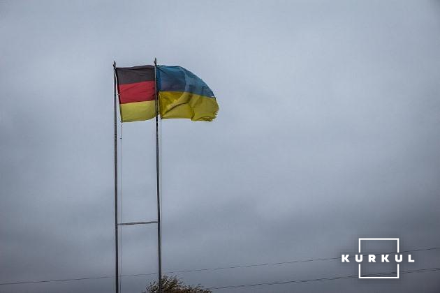 Прапори України та Німеччини в ТОВ «Хавест-Агро»