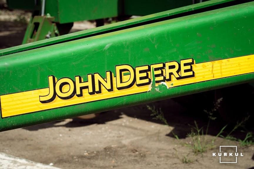 Трактор John Deere