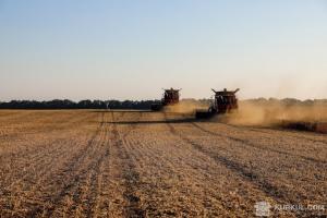 Українські аграрії зібрали 281 тисяч тонн зерна нового урожаю