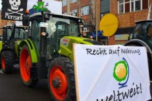 Понад 3 тисячі тракторів заблокували рух у Гамбурзі