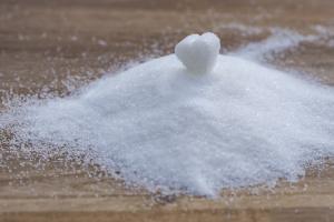 Заводи України на 15% перевищили прогноз виробництва цукру