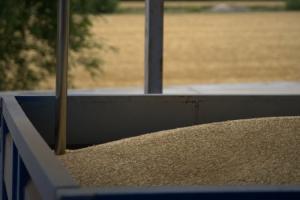 Елеватори Дніпропетровщини розпочали заготівлю зерна нового урожаю — G.R. Agro