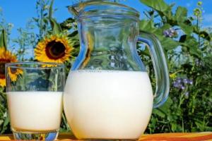 В Україні почали зростати ціни на молоко
