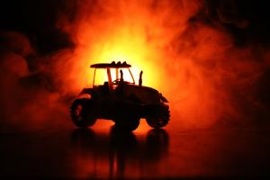 На Кіровоградщині невідомі спалили три трактори і комбайн
