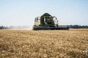 Аграріям США залишилось зібрати менше третини врожаю озимої пшениці