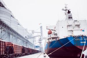 Експорт зерна українськими портами досяг рекорду