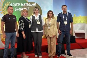 Учасники панелі Кадровий ресурс в рамках Agro Ukraine Summit 