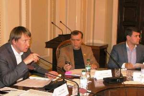 Продавати землю чи ні ВРУ вирішить у четвер