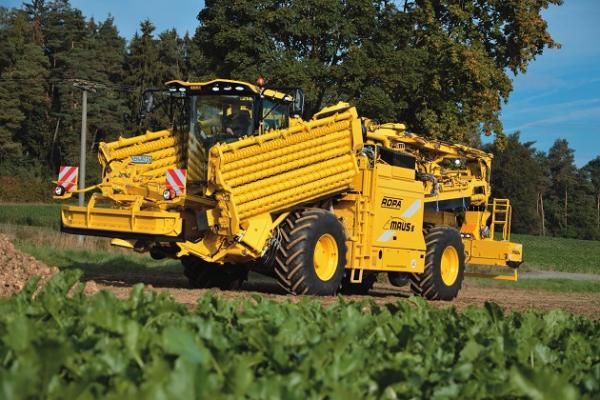 ROPА презентувала новий погрузчик Maus 5 R-Concept

