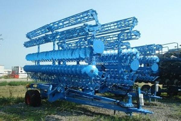 LEMKEN представляє найбільшу у світі коротку дискову борону