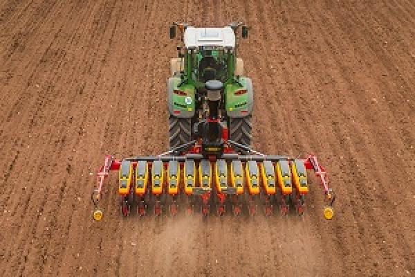 Vaderstad презентував сівалку для висіву бавовни