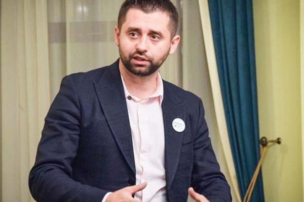 Давид Арахамія, представник фракції «Слуга Народу»