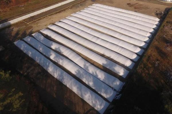 Чернігівські аграрії отримали техніку для роботи з зерновими рукавами