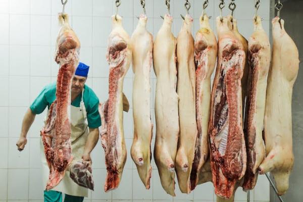 Україна скоротила експорт охолодженої та мороженої свинини