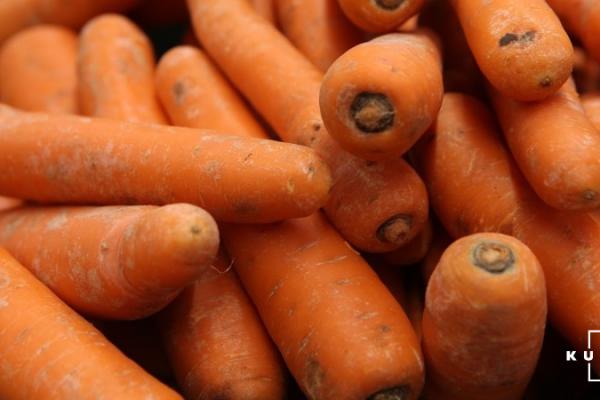 За рік морква подорожчала удвічі, ціна продовжує рости