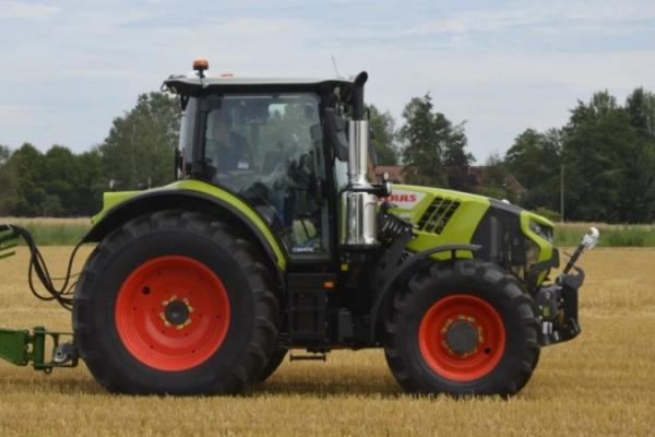 Трактор Claas Arion 5 CMatic