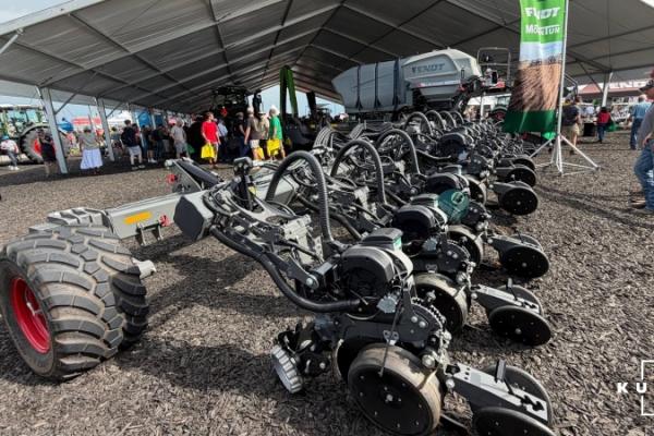 Fendt розширив лінійку сівалок точного висіву MomenTum