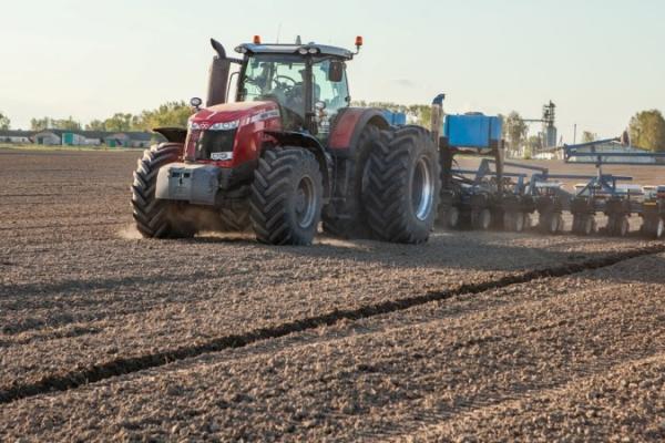До програми страхування воєнних ризиків включили сільгосптехніку