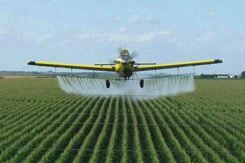 Аграрії залишаться без якісних пестицидів?