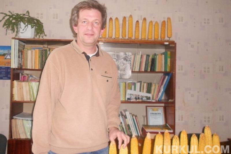 Сергій Понуренко, науковий співробітник лабораторії селекції кукурудзи