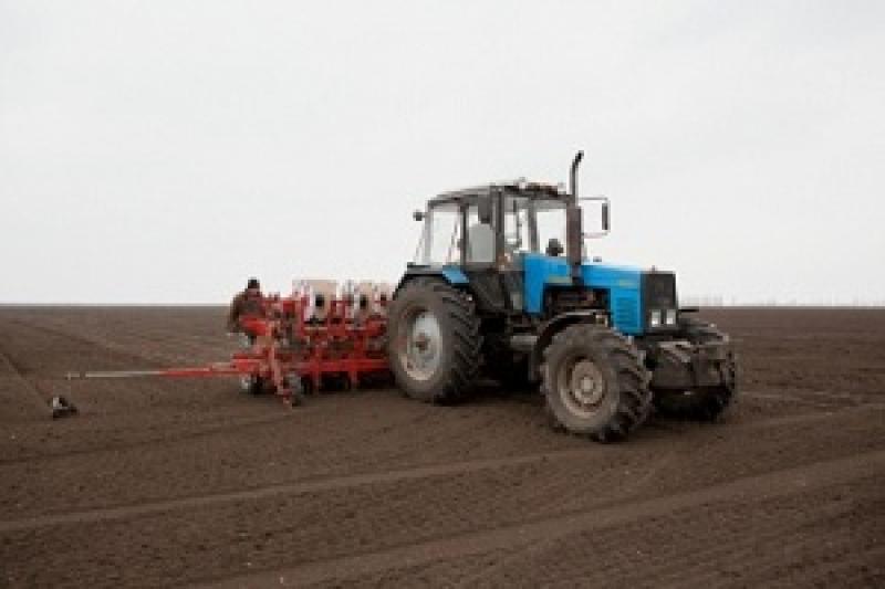 Агроформуваннями Чернігівщини підготовлено на 25% більше площ під посів ярих, ніж на відповідну дату 2015 р.