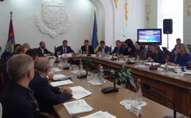 Учасники виїзного засідання Комітету Верхової Ради України з питань фінансової політики та банківської діяльності