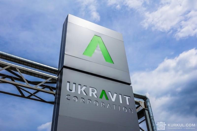 Компанія UKRAVIT представила нову лінійку гербіцидів та мікродобрив