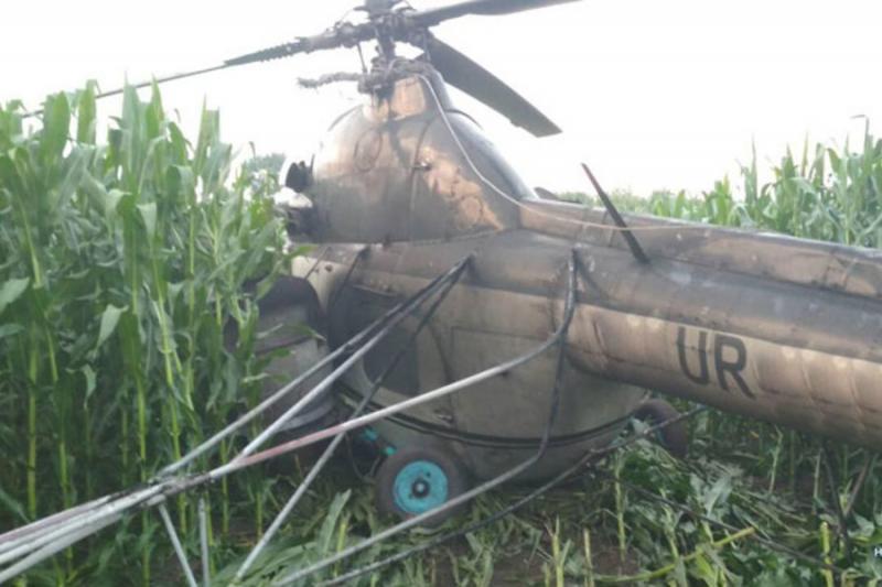 На Чернігівщині вертоліт-обприскувач залишив без світла 5 сіл
