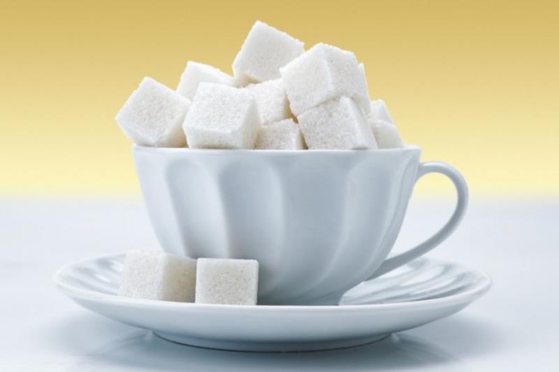 Україна вдвічі знизила експорт цукру