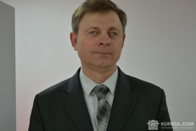 Голова Спілки пасічників Київщини спалив своє посвідчення 