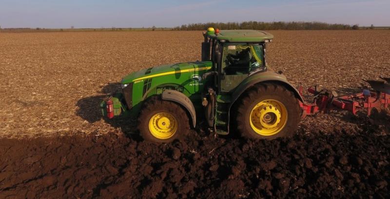 Україна збільшила імпорт тракторної техніки