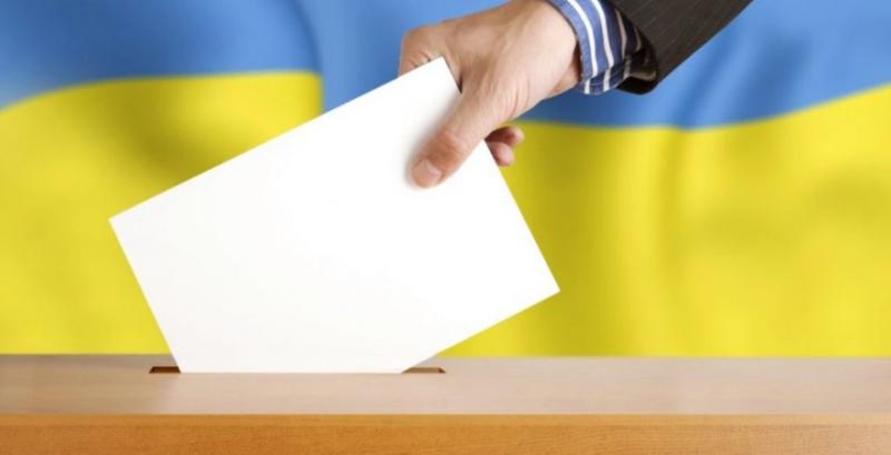У Зеленського повідомили, коли проведуть всеукраїнський земельний референдум