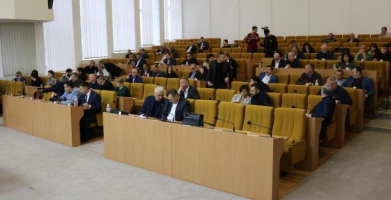 На Миколаївщині відтермінували вирішення конфлікту фермерів та депутата 