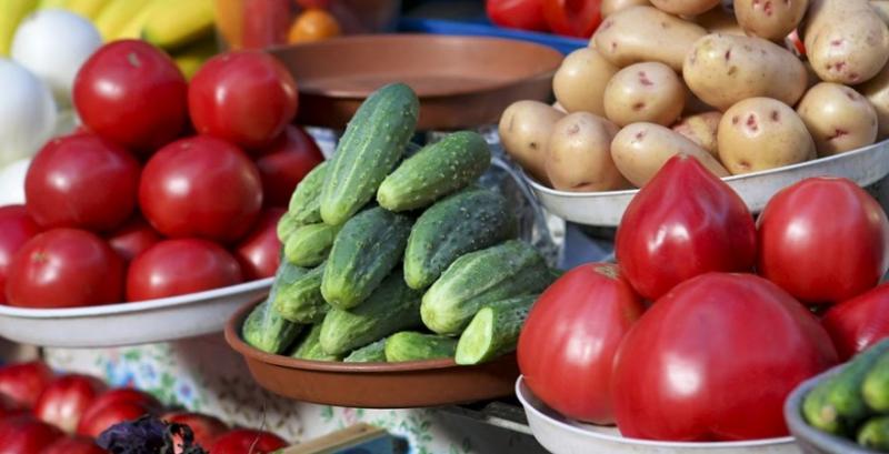 В Україні дорожчають імпортні овочі та фрукти