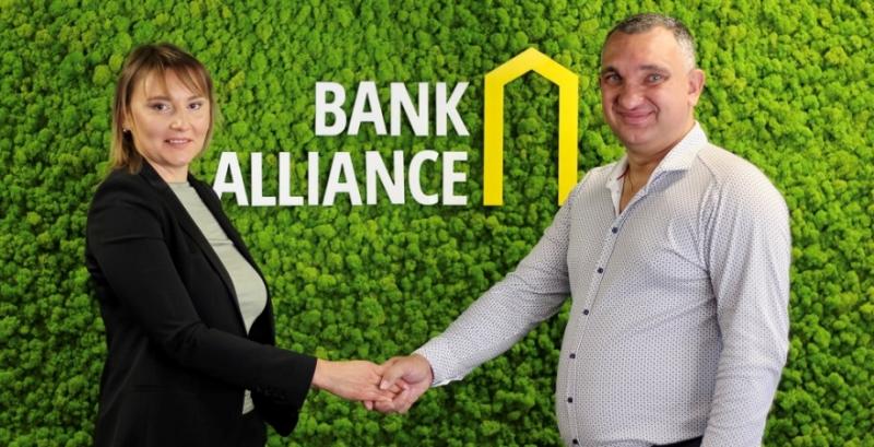«УТК ХімАльянс» разом з «БАНКОМ АЛЬЯНС» уклали нову партнерську програму фінансування клієнтів