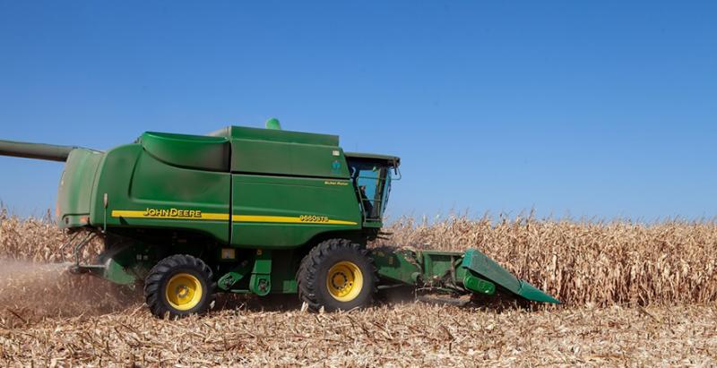 Українські аграрії намолотили 52 млн тонн зернових культур