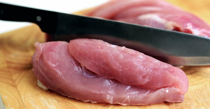 На Тернопільщину завезли небезпечне м’ясо з Польщі