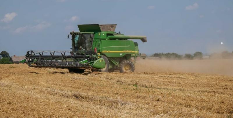 Аграрії Дніпропетровщини зібрали один з найкращих врожаїв зерна за останні роки