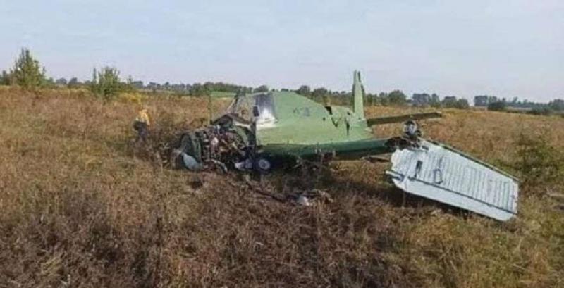 На Житомирщині розбився літак, який розпилював хімікати над полями