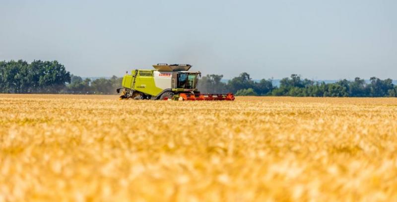 Фермери Дніпропетровщини намолотили перший мільйон тонн зерна нового врожаю