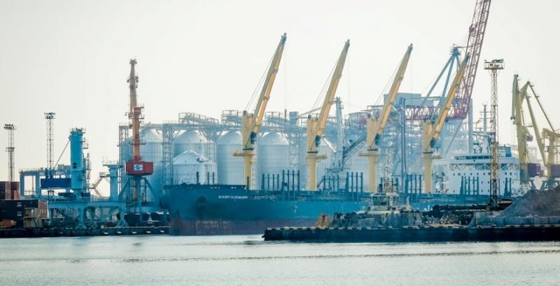 Порти Миколаєва на 90% готові до експорту зерна — Кім