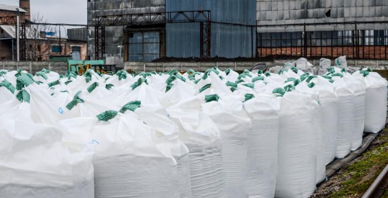 Вітчизняні виробники тримають ціни на аміачну селітру на попередньому рівні Вітчизняні виробники тримають ціни на аміачну селітру на попередньому рівні